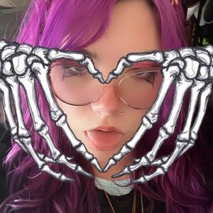 Meet your Posher, Tia